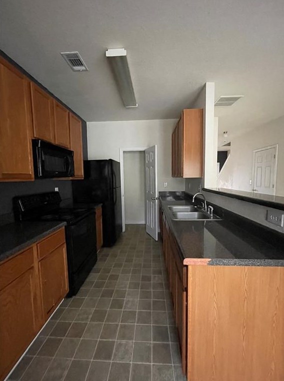 2807 Snapfinger Mnr, Decatur GA 30035-4166 exterior