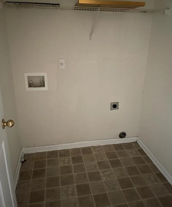 2807 Snapfinger Mnr, Decatur GA 30035-4166 exterior