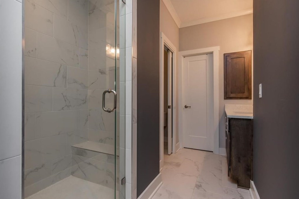 969 Forrest St, Roswell GA 30075-4527 exterior