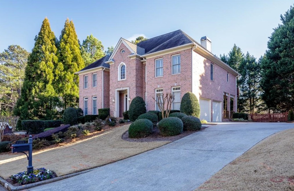 1205 Whitehall Pointe, Atlanta GA  30338-2654 exterior
