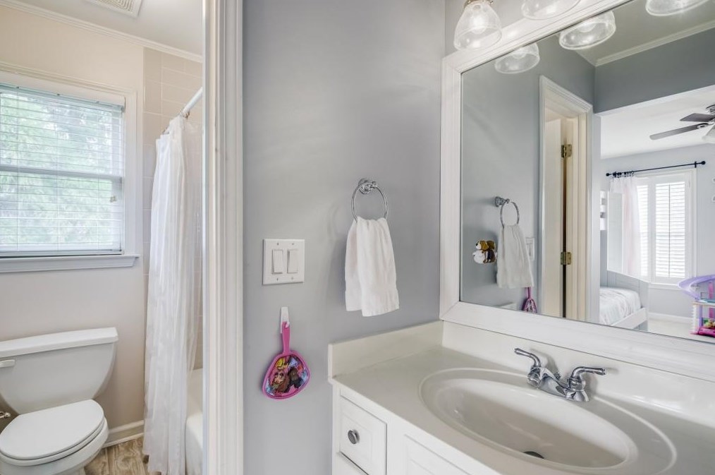 1205 Whitehall Pointe, Atlanta GA  30338-2654 exterior