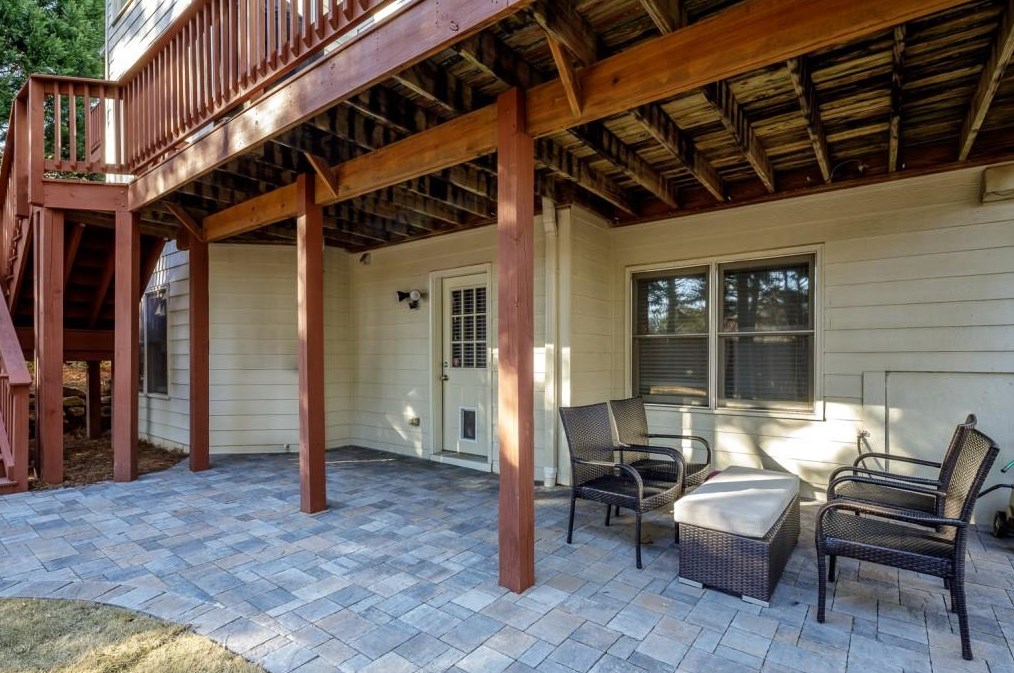 1205 Whitehall Pointe, Atlanta GA  30338-2654 exterior