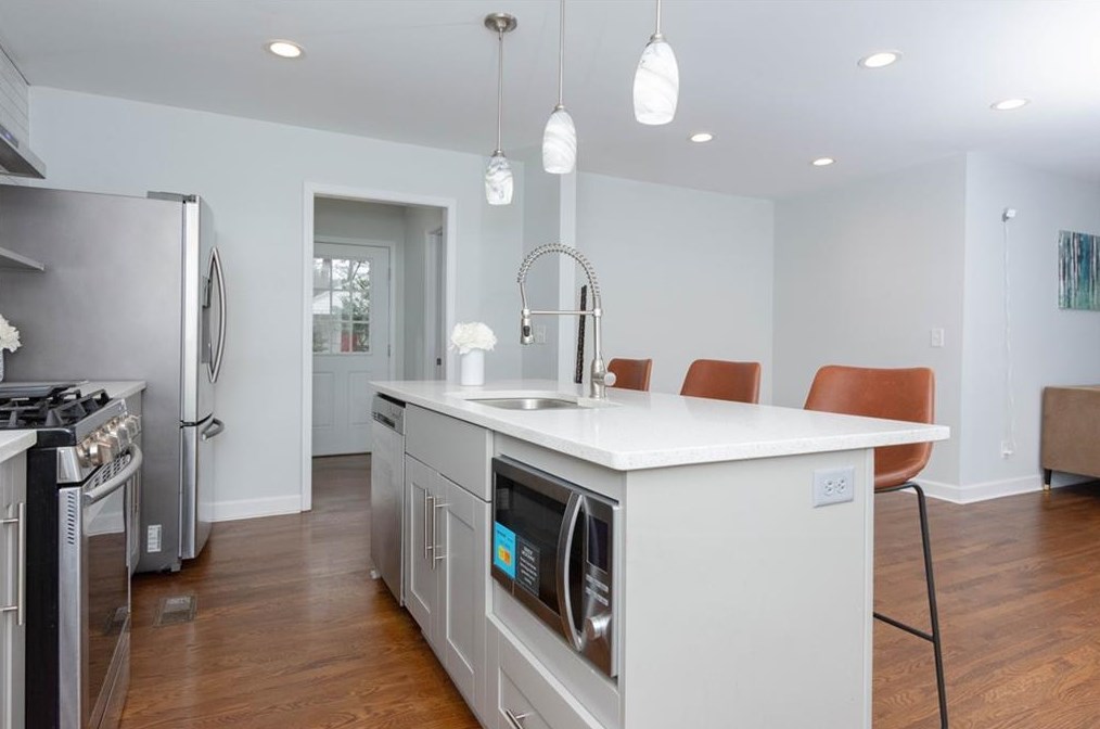 1554 Woodland Cir, Atlanta GA  30316-3160 exterior