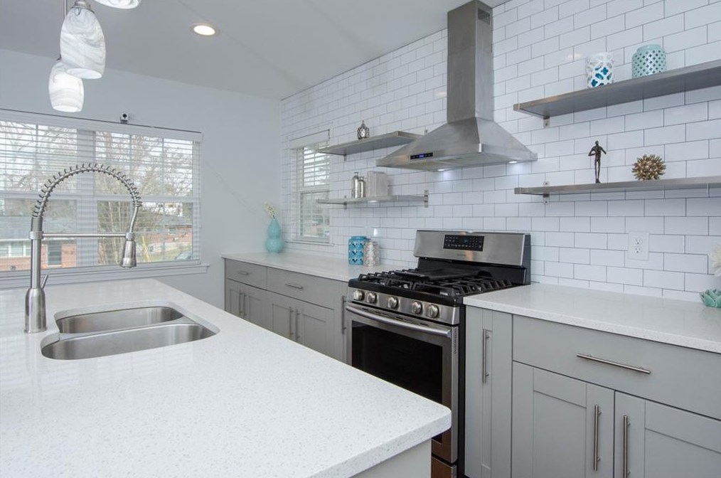 1554 Woodland Cir, Atlanta GA  30344-2739 exterior
