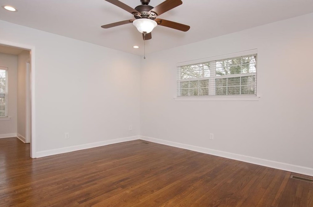 1554 Woodland Cir, Atlanta GA  30344-2739 exterior