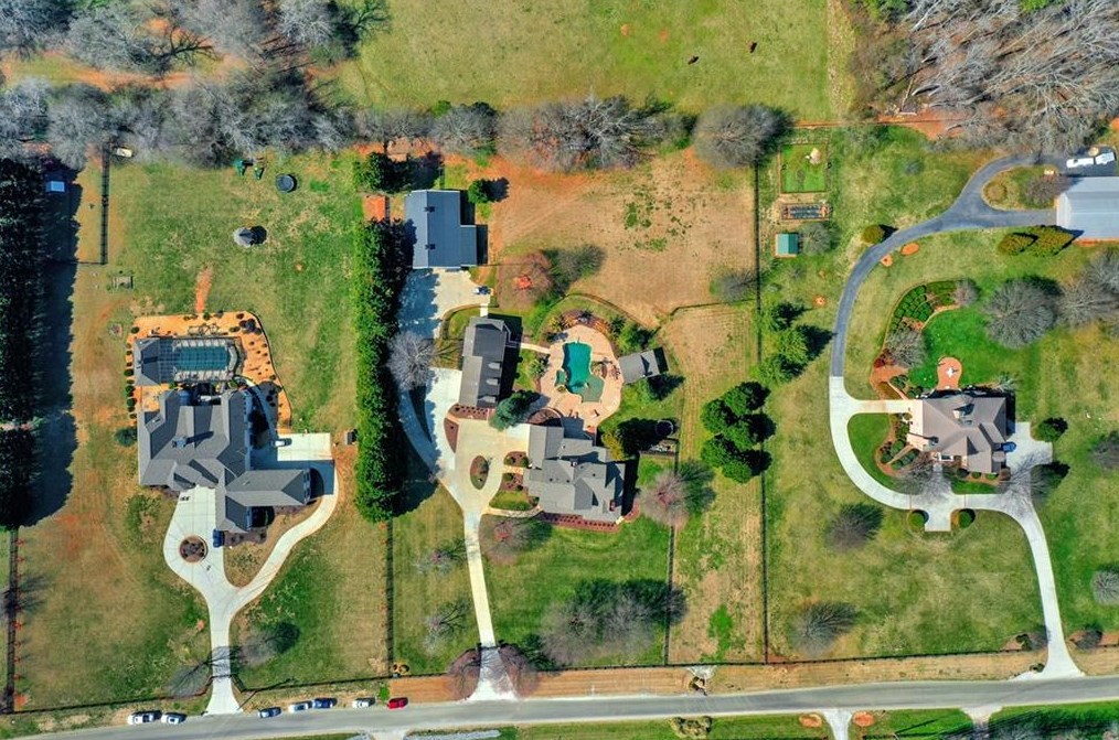 13760 Brittle Rd, Alpharetta GA 30004-3505 exterior