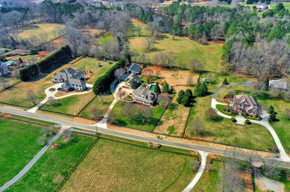 13760 Brittle Rd, Alpharetta GA 30004-3505 exterior