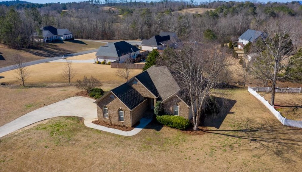 203 Brianna Blvd, Calhoun GA 30701-5009 exterior