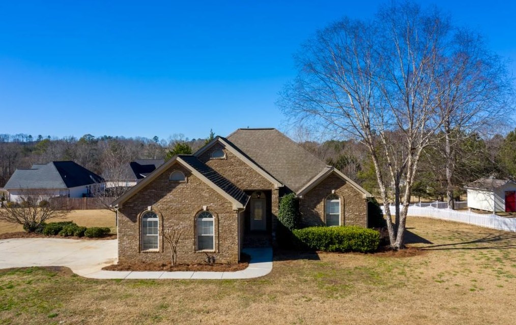 203 Brianna Blvd, Calhoun GA 30701-5009 exterior