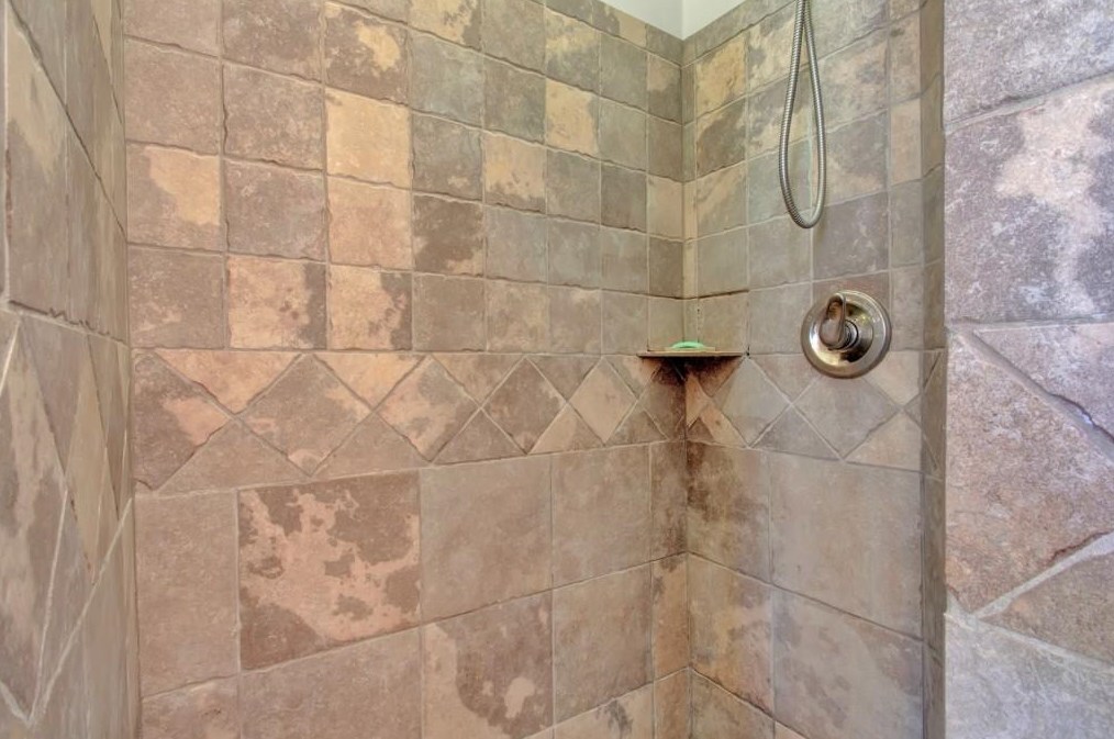 203 Brianna Blvd, Calhoun GA 30701-5009 exterior