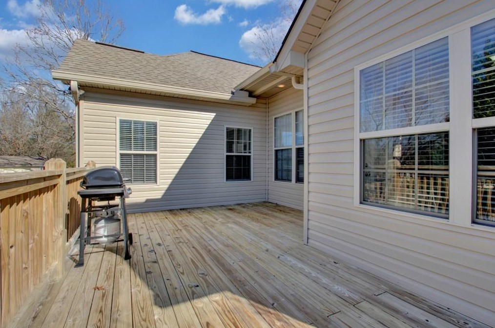 203 Brianna Blvd, Calhoun GA 30701-5009 exterior