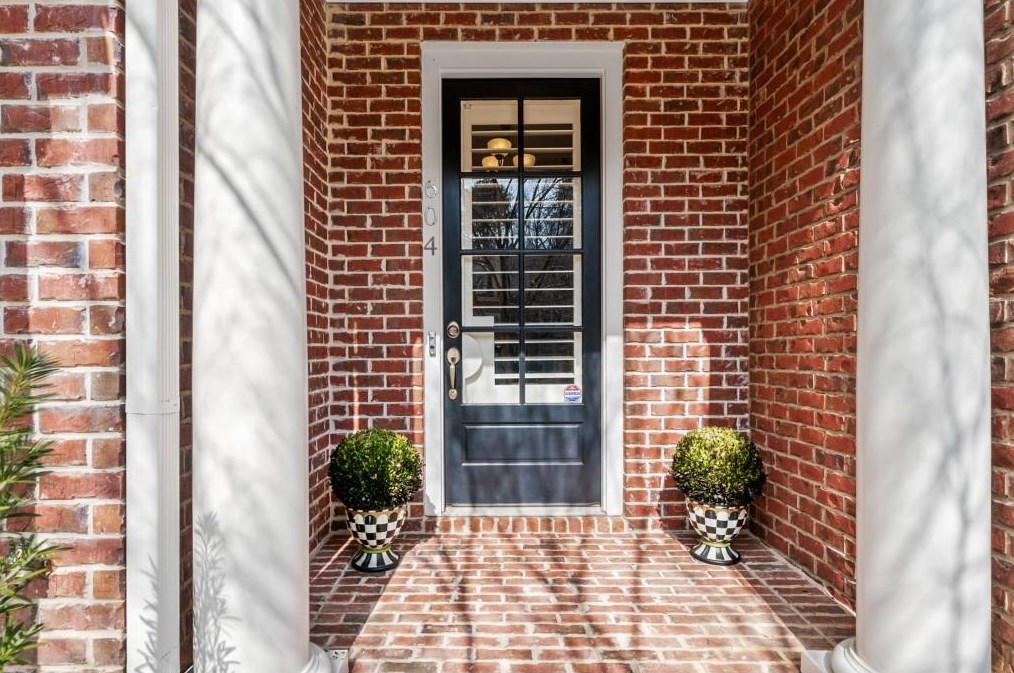 604 Nottaway Ln, Alpharetta GA 30009-2214 exterior