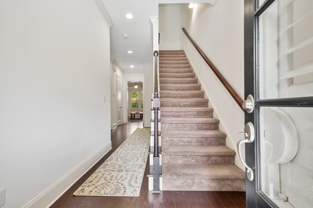 604 Nottaway Ln, Alpharetta GA 30009-2214 exterior