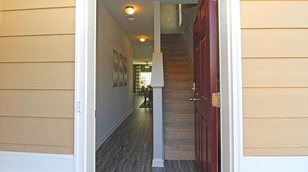 6122 Rockaway Rd, Atlanta GA  30349-8656 exterior