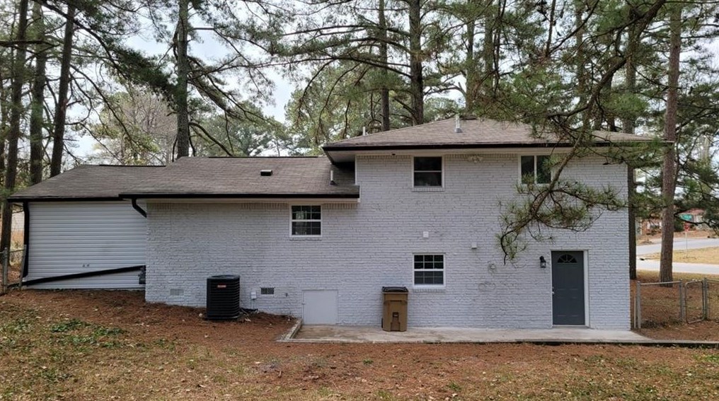 1130 Shoreham Dr, Atlanta GA  30349-5817 exterior