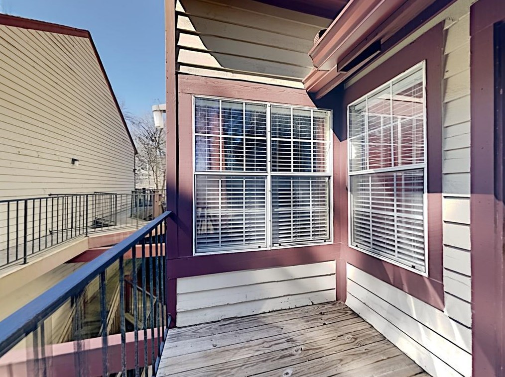 112 Hawkstone Way, Alpharetta GA  30022-5383 exterior