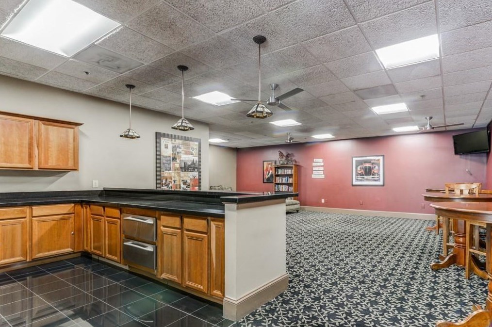 620 Peachtree St, Atlanta GA  30308-2351 exterior