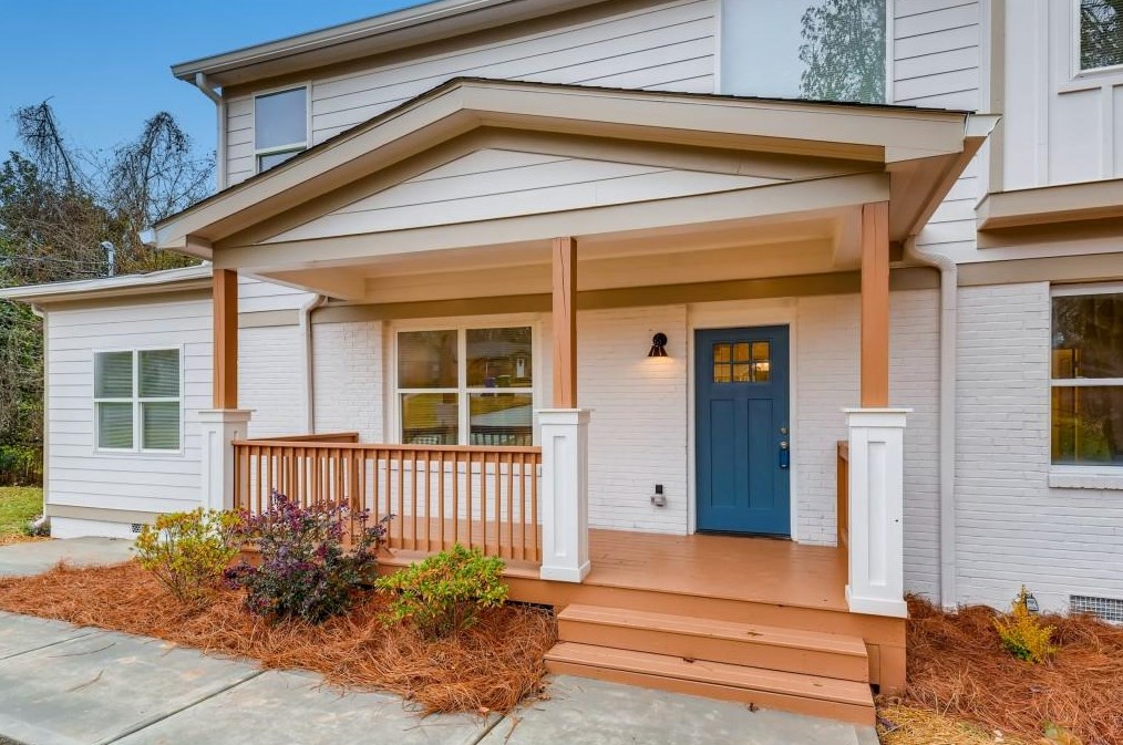 2206 Loring Ct, Decatur GA  30032-5666 exterior