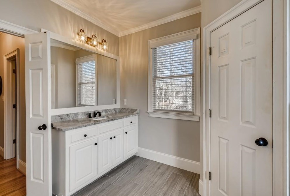 565 Guildhall Pl, Alpharetta GA 30022-8535 exterior