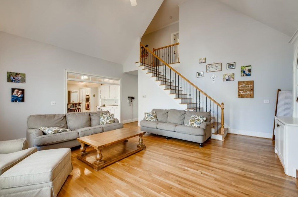 565 Guildhall Pl, Alpharetta GA 30022-8535 exterior