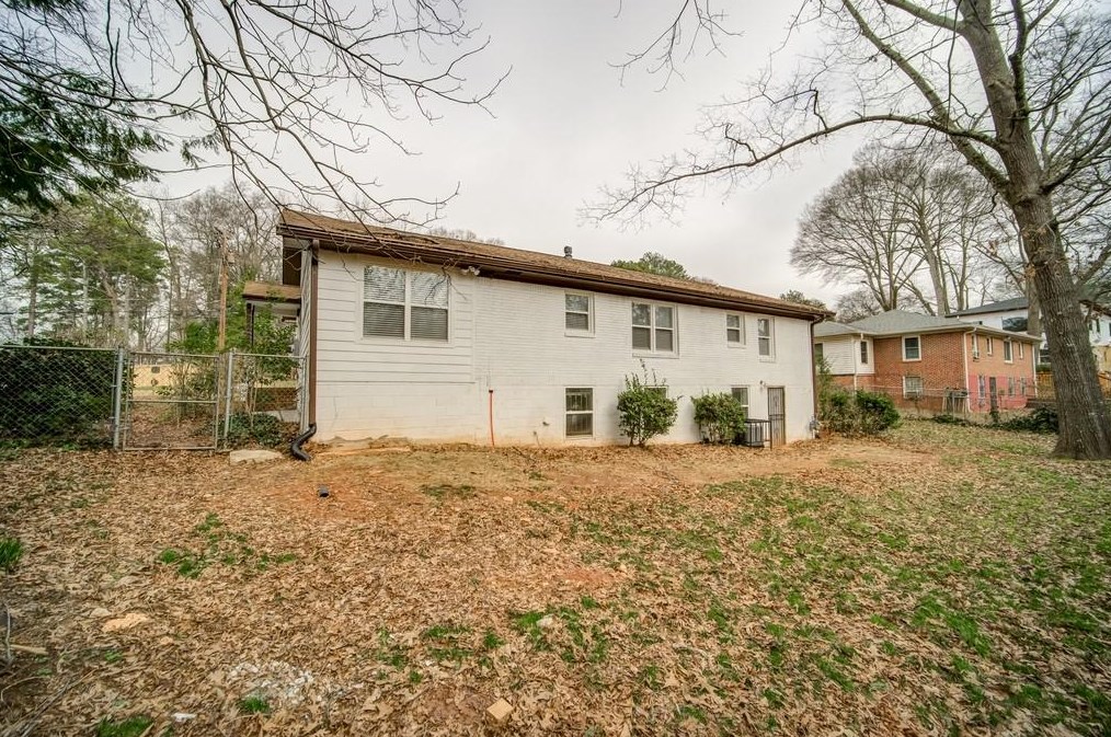 1957 Capri Dr, Decatur GA  30032-5209 exterior