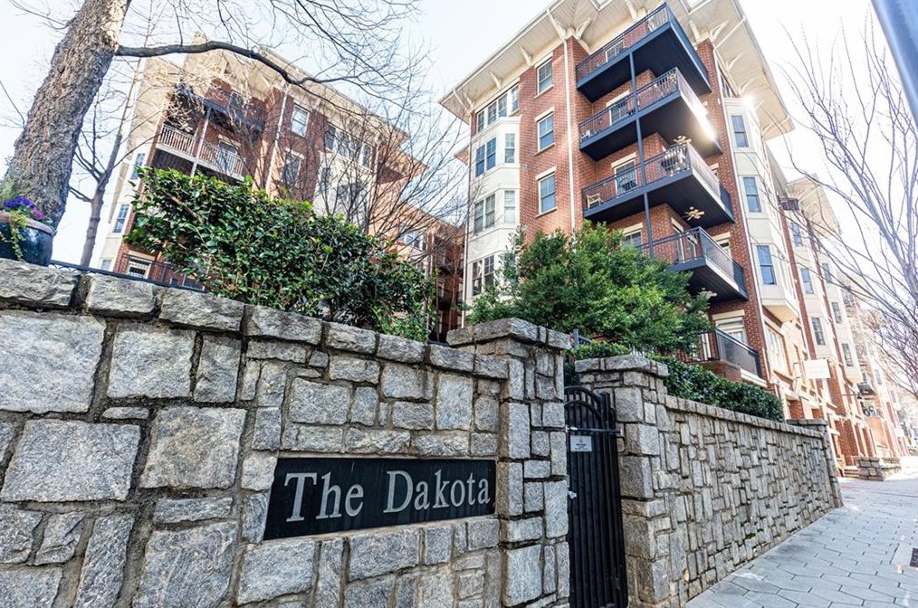 850 Piedmont Ave, Atlanta GA  30308-1487 exterior