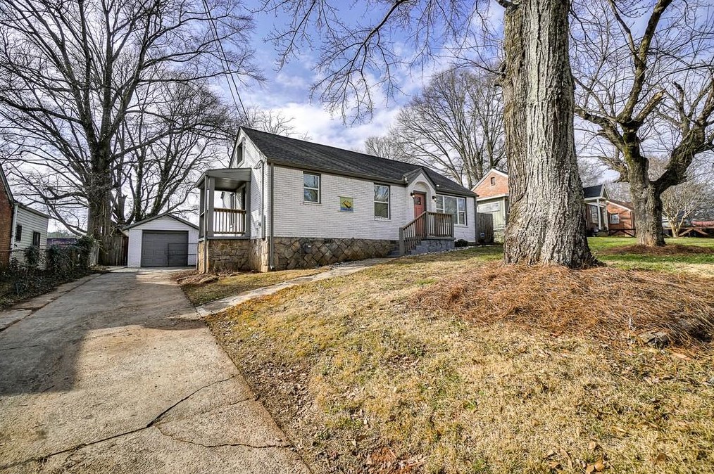 1963 Merle Cir, Decatur GA exterior