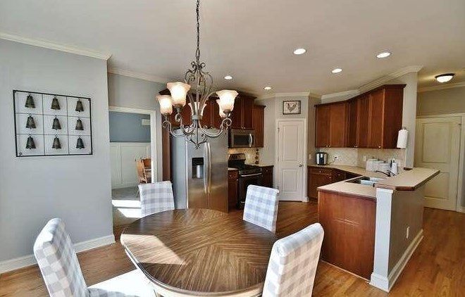 6011 Wellington Ave, Gainesville GA 30506-3477 exterior