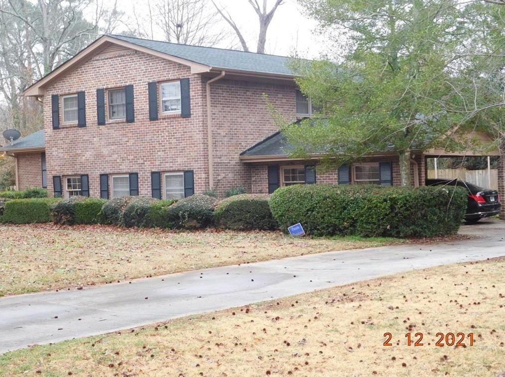 4349 Buckingham Cir, Decatur GA  30035-2107 exterior