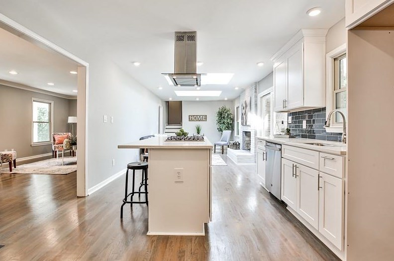 1826 Vanderlyn Dr, Atlanta GA 30338-4335 exterior