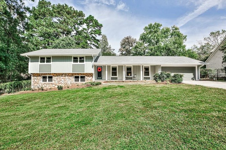 1826 Vanderlyn Dr, Atlanta GA 30338-4335 exterior