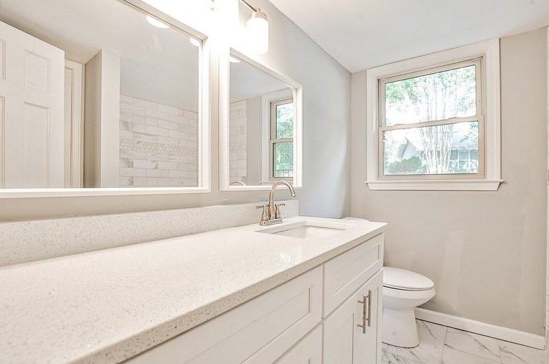 1826 Vanderlyn Dr, Atlanta GA 30338-4335 exterior