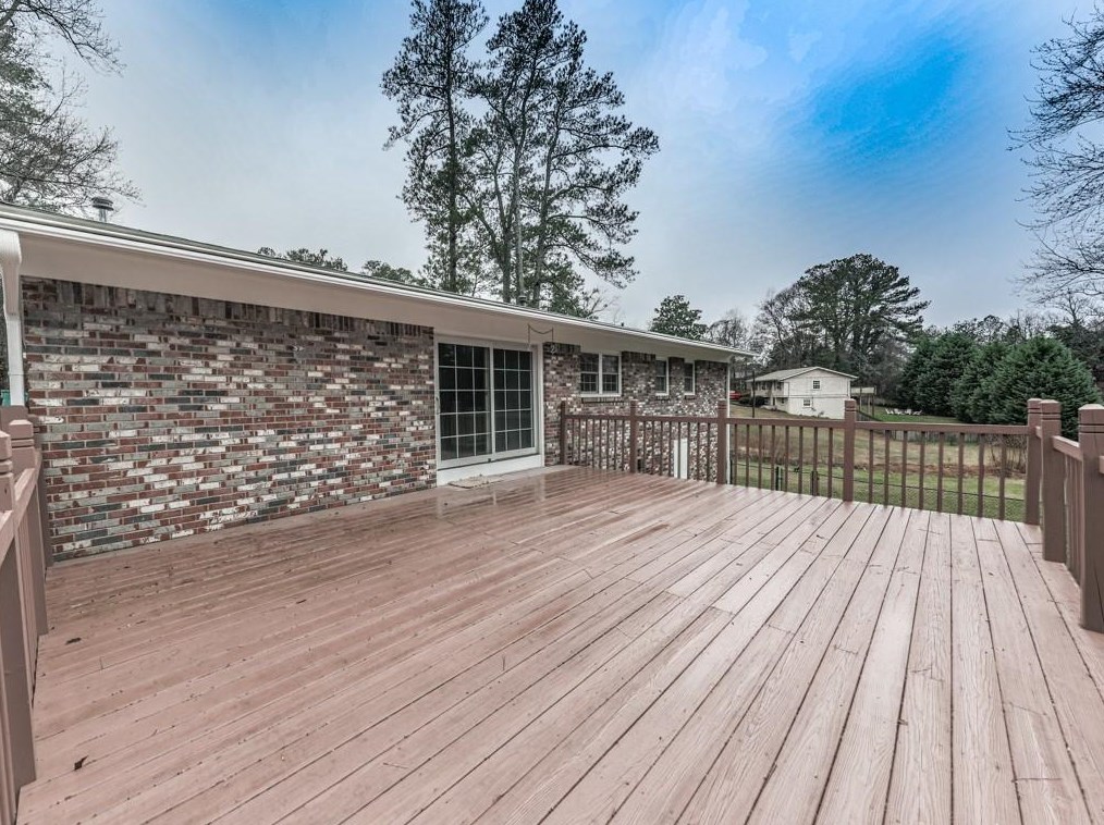 2079 Nancy Cir, Smyrna GA  30080-3850 exterior