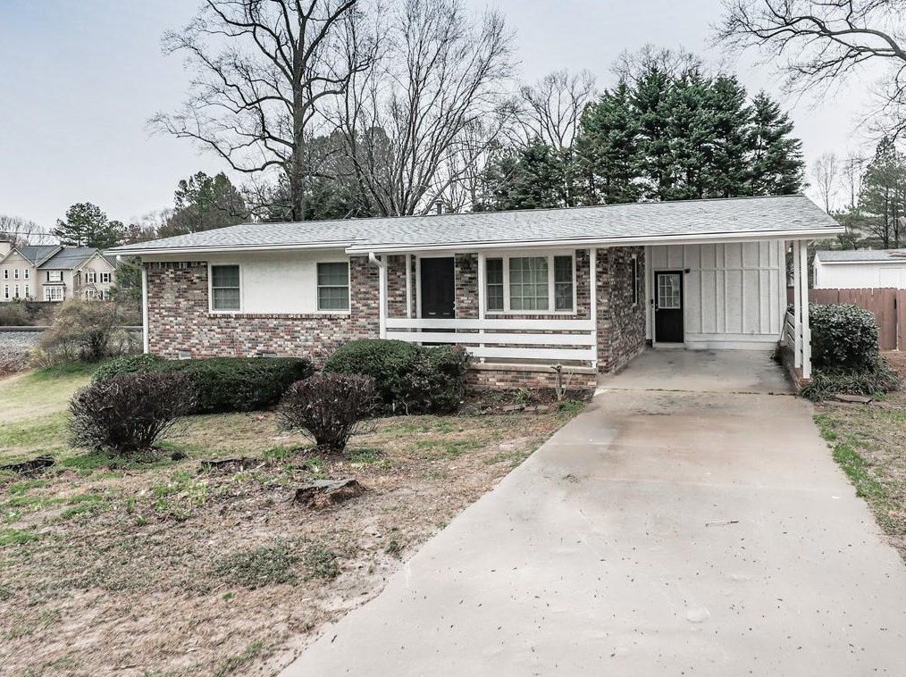 2079 Nancy Cir, Smyrna GA  30080-3850 exterior