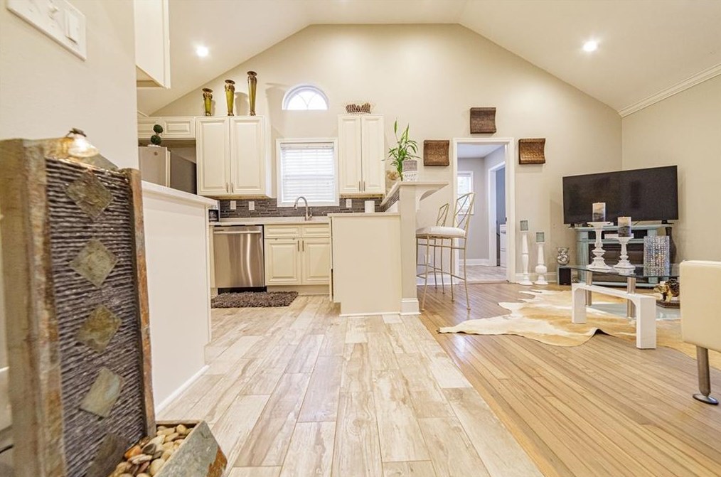 659 Parker Ave, Decatur GA 30032-3951 exterior