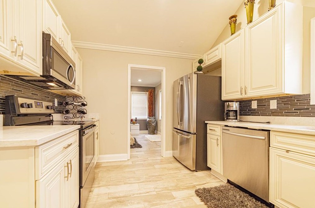 659 Parker Ave, Decatur GA 30032-3951 exterior