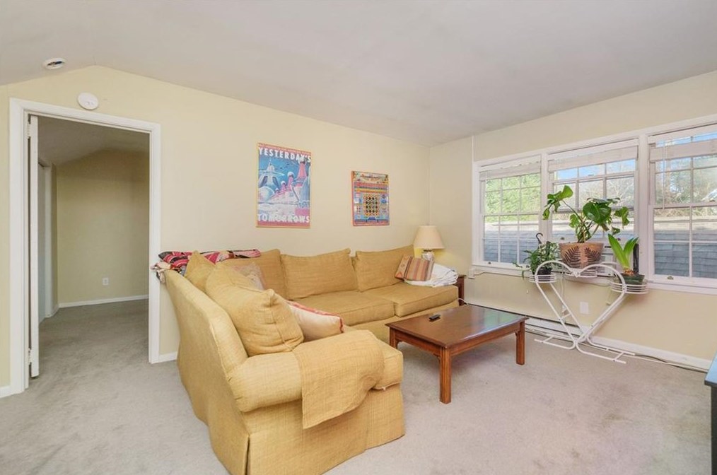 117 Chelsea Dr, Decatur GA 30030-5001 exterior