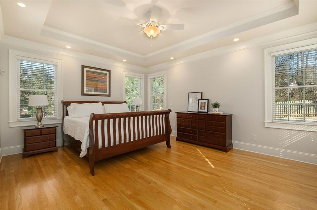 117 Chelsea Dr, Decatur GA 30030-5001 exterior