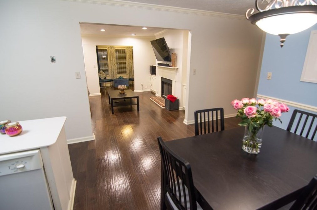 2077 Brian Way, Decatur GA  30033-3830 exterior