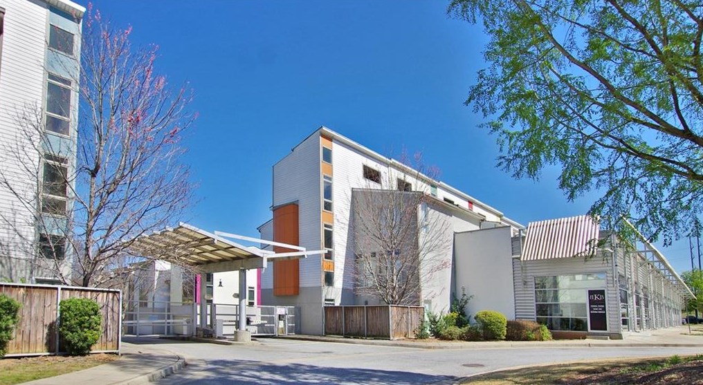 1278 Van Allen Mews, Atlanta GA 30318-4180 exterior