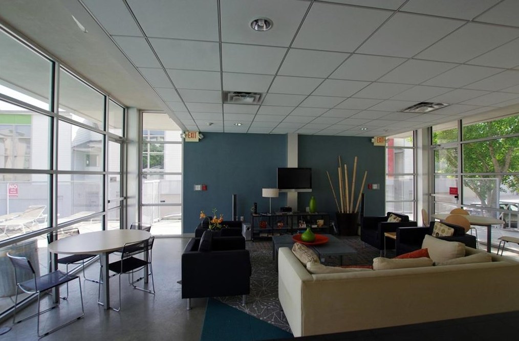 1278 Van Allen Mews, Atlanta GA 30318-4180 exterior