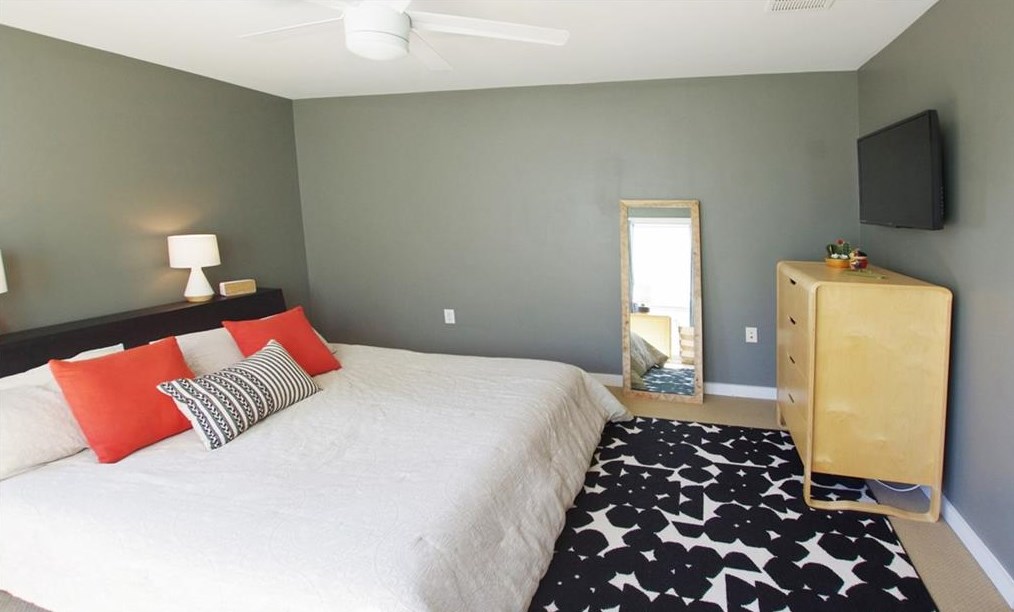 1278 Van Allen Mews, Atlanta GA 30318-4180 exterior