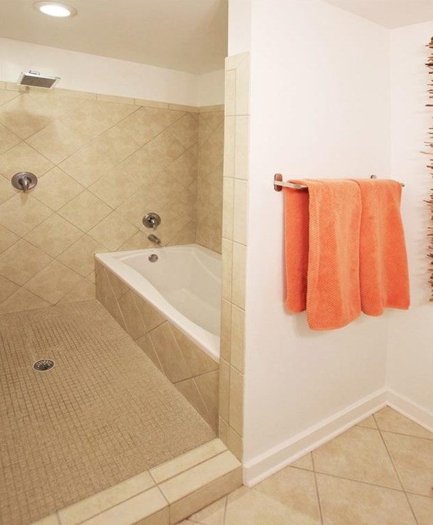 1278 Van Allen Mews, Atlanta GA 30318-4180 exterior