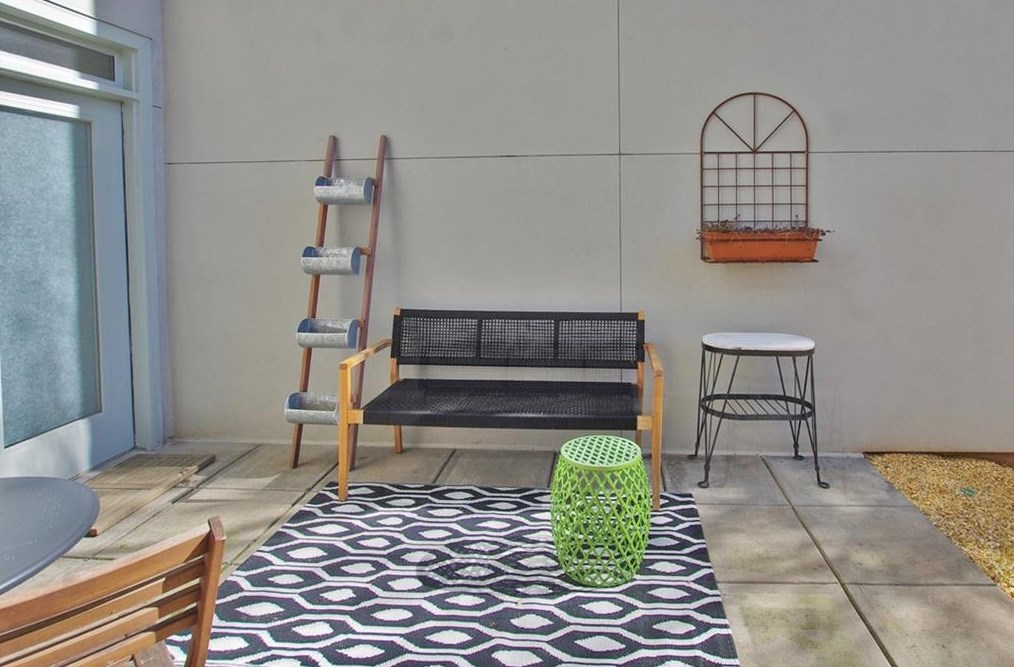 1278 Van Allen Mews, Atlanta GA 30318-4180 exterior