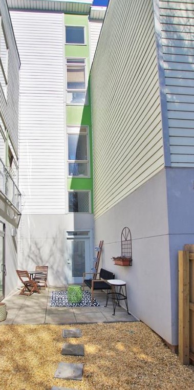 1278 Van Allen Mews, Atlanta GA 30318-4180 exterior