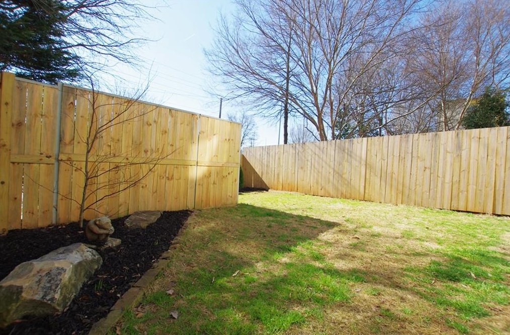 1278 Van Allen Mews, Atlanta GA 30318-4180 exterior