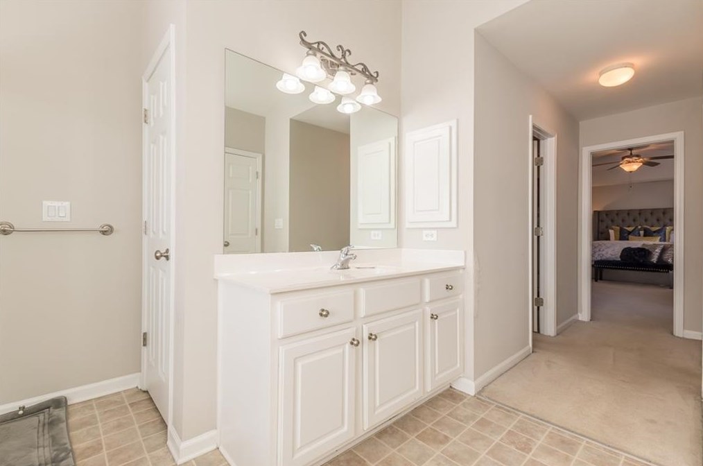 6154 Red Maple Rd, Atlanta GA  30349-1287 exterior