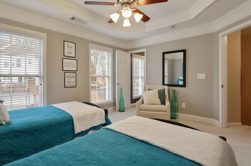 2134 Weldonberry Dr, Atlanta GA  30319-5734 exterior