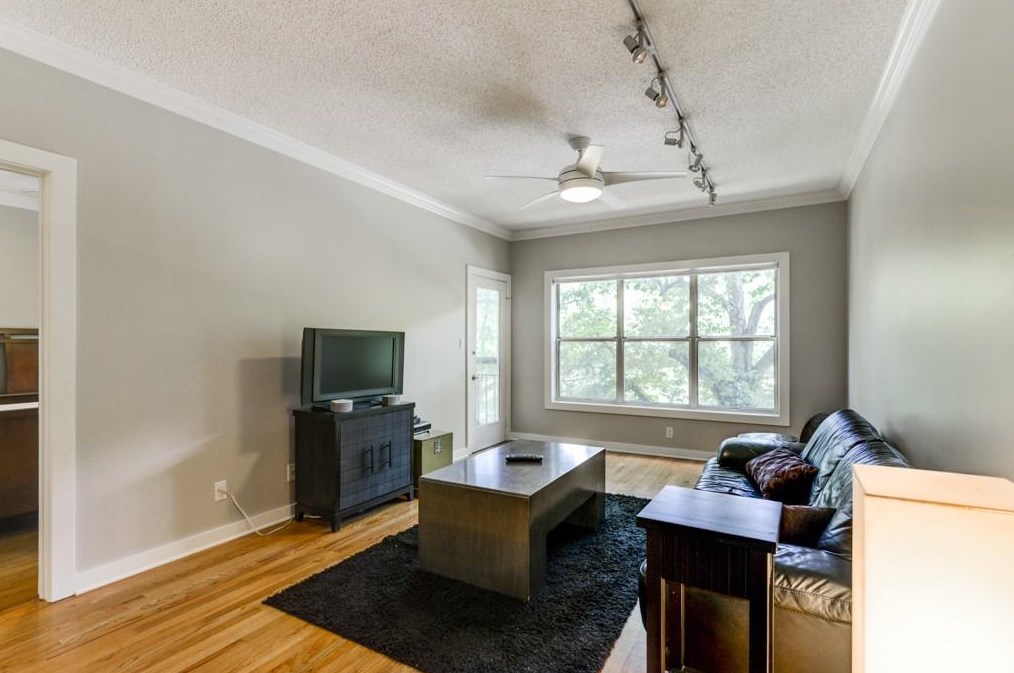 2205 River Green Dr, Atlanta GA  30327-3070 exterior