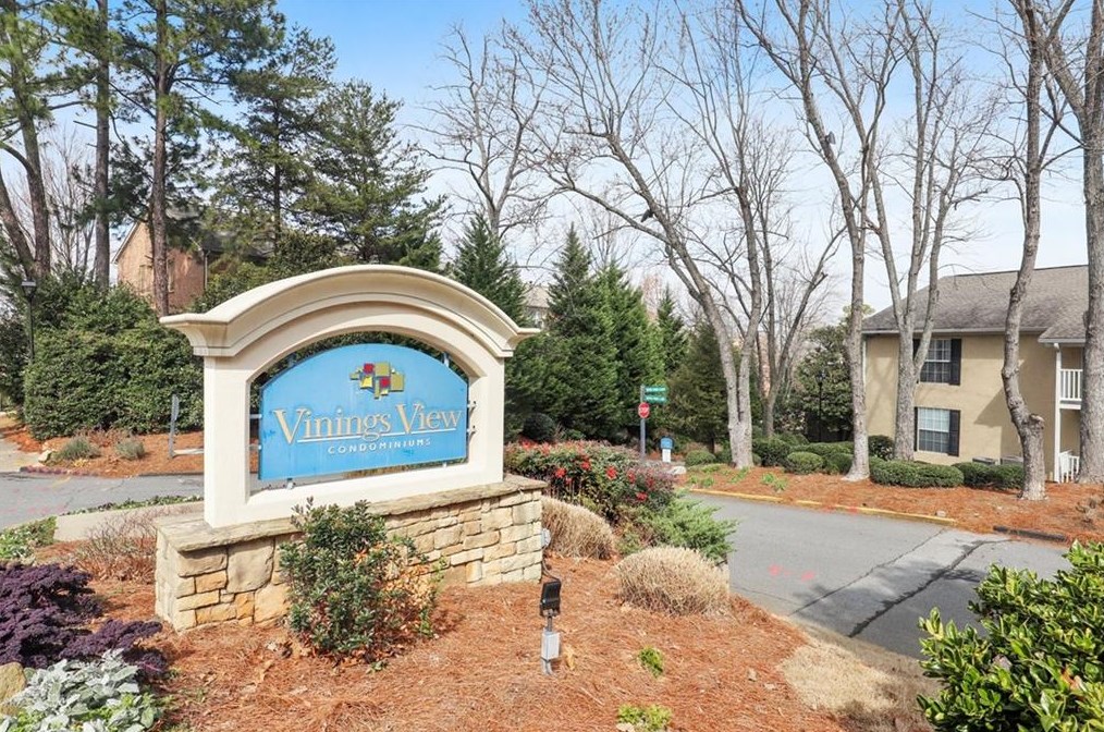 3115 Seven Pines Ct, Atlanta GA  30339-5844 exterior